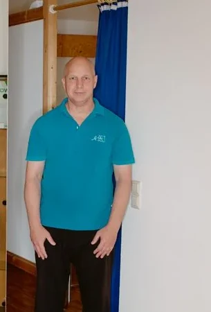 Michael Schaaf in seiner Physiotherapiepraxis